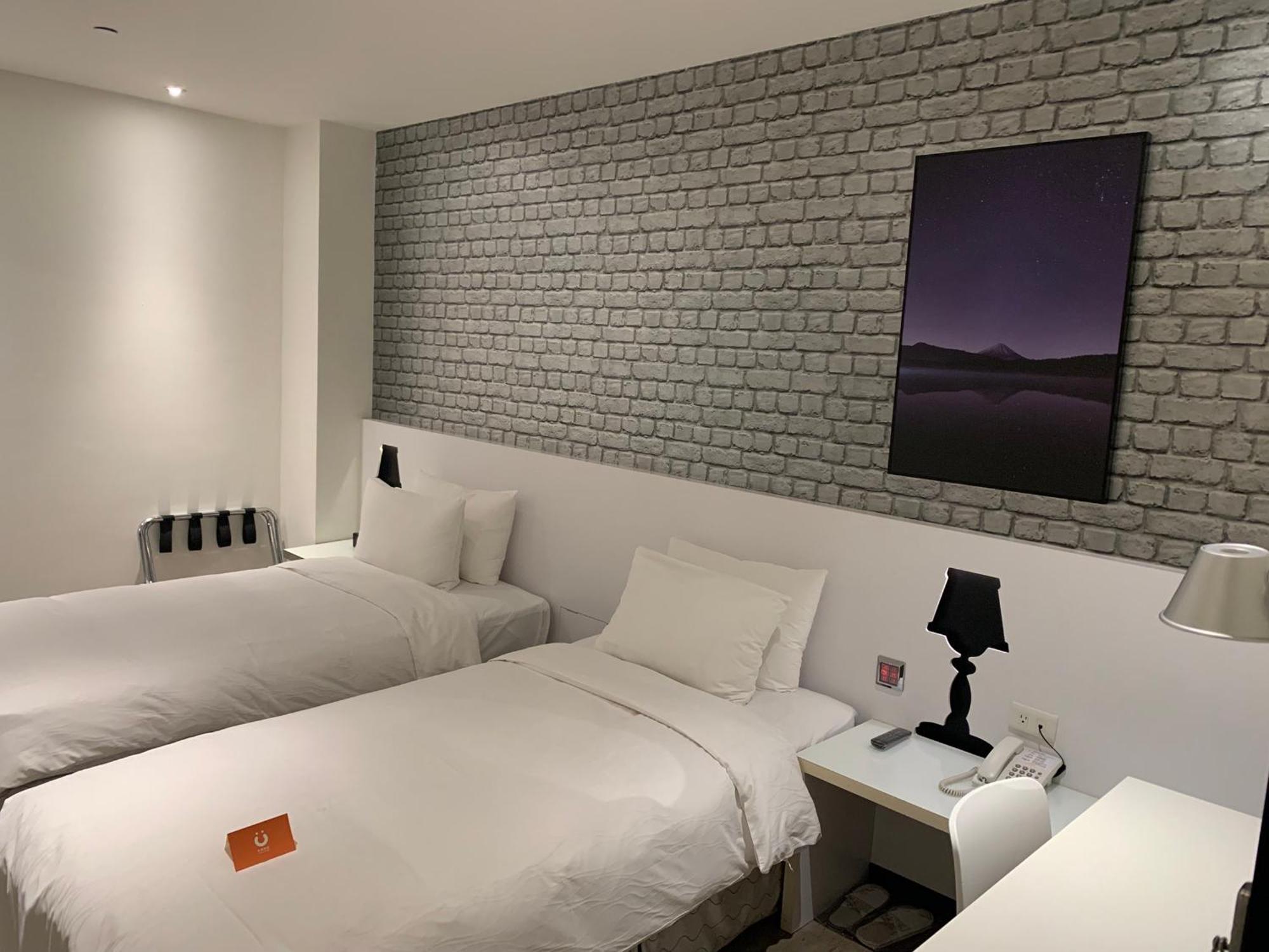 Cityinn Hotel Plus - Ximending Branch Taipei Esterno foto
